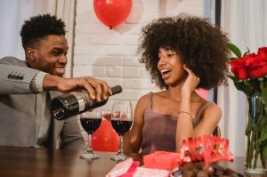 Free Or Paid Dating Websites - What's the Difference?