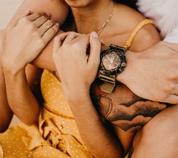 Four Ways You’re Sabotaging Your Dating Profile 2023